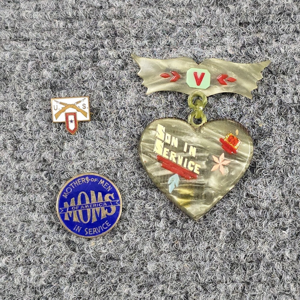 Vintage‎ WWI WWII Military Sweetheart Pins Lot Son In Service Blue Star U.S.